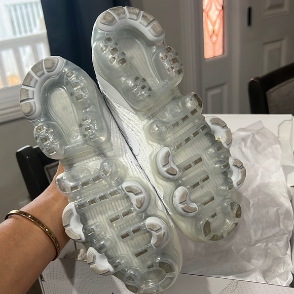 🥳SOLD 🤍NIKE AIR VAPORMAX FLYKNIT 3🤍 - Picture 10 of 17